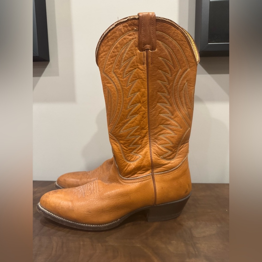 Nocona Light Brown Western Boots - Picture 4 of 10